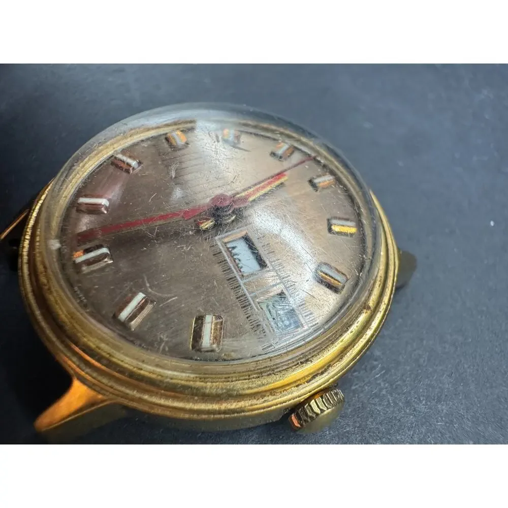 Vintage Timex Mercury Men Gold Tone Day Date Watch Manual Wind No Band